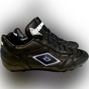 VTG UMBRO SOCCER CLEATS SZ 1.5 KID CHILD UNISEX SOFTBALL BASEBALL SPORTS NOVELTY